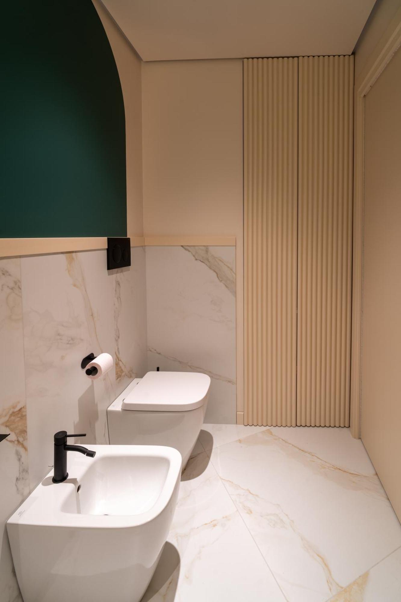 Lilyum Apartment Каляри Екстериор снимка