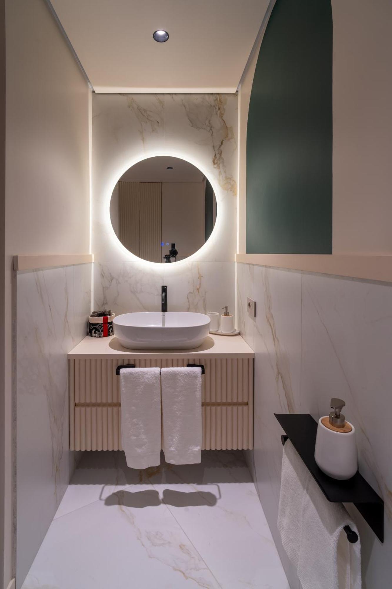 Lilyum Apartment Каляри Екстериор снимка